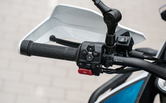 Neufahrzeug CFMOTO 450MT - Bild 9