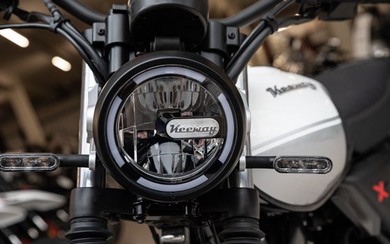 Gebrauchtmotorrad Keeway X-Light 125 - Bild 12