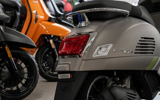 Neufahrzeug Vespa GTS 125 Supertech iGET - Bild 12