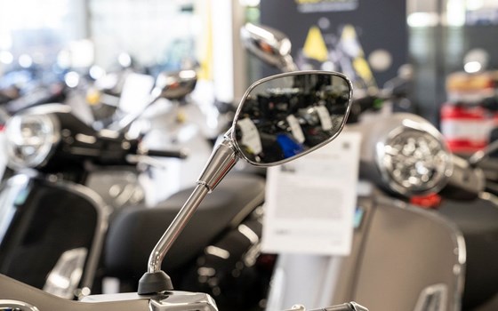 Neufahrzeug Vespa GTS 125 Supertech iGET - Bild 20