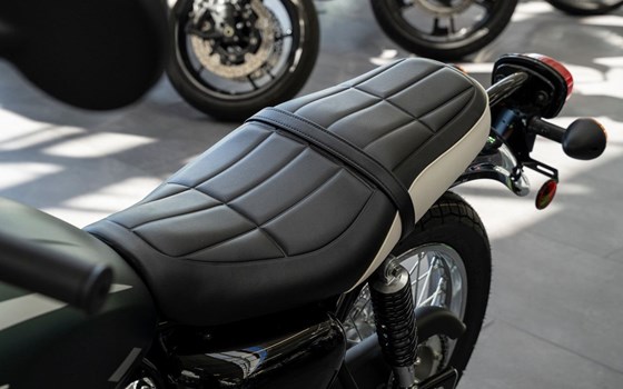 Neufahrzeug Kawasaki W230 - Bild 8