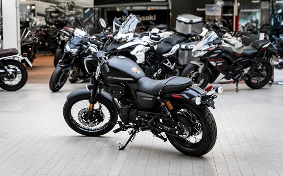 Gebrauchtmotorrad Motron Revolver 125 - Bild 3