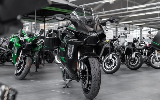 Neufahrzeug Kawasaki Ninja H2 SX - Bild 2