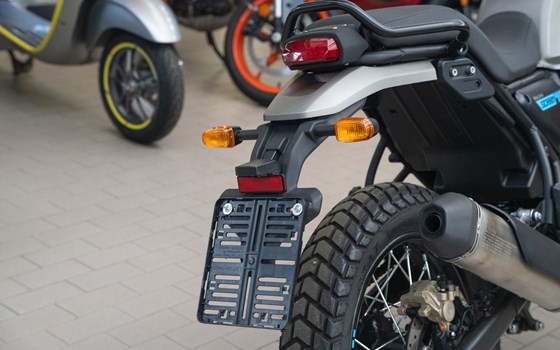 Gebrauchtmotorrad Royal Enfield Scram 411 - Bild 13