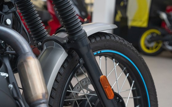 Gebrauchtmotorrad Royal Enfield Scram 411 - Bild 18