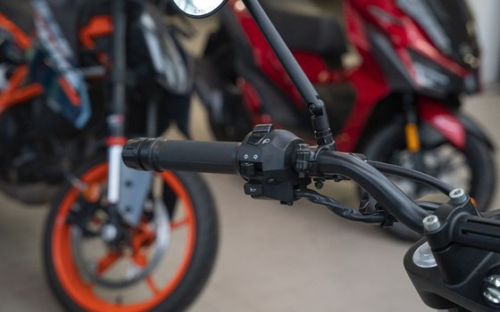 Gebrauchtmotorrad Royal Enfield Scram 411 - Bild 19