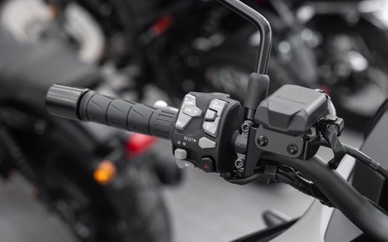 Neufahrzeug Kawasaki Versys 1100 - Bild 8