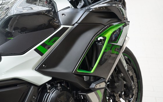 Gebrauchtmotorrad Kawasaki Ninja 650 - Bild 11