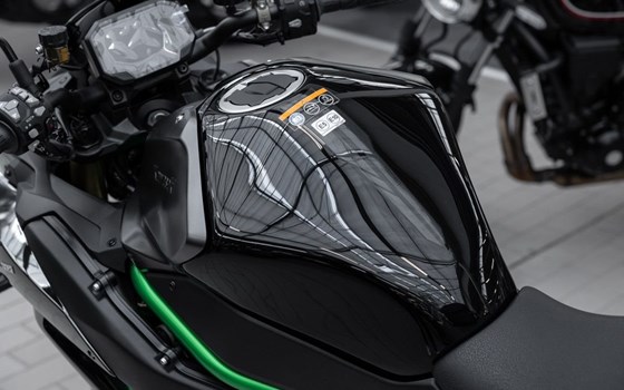 Neufahrzeug Kawasaki Z H2 SE - Bild 10