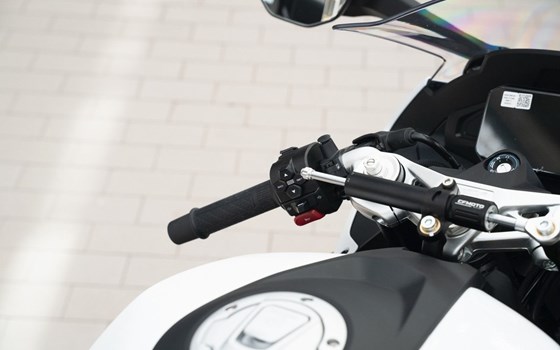 Neufahrzeug CFMOTO 675SR-R - Bild 13