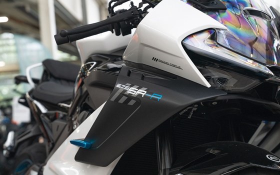 Neufahrzeug CFMOTO 675SR-R - Bild 23