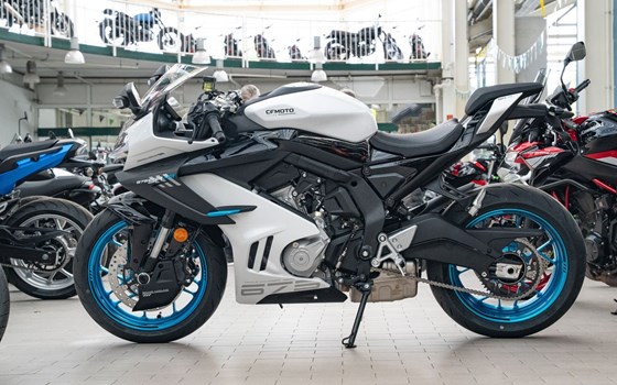 Neufahrzeug CFMOTO 675SR-R - Bild 4