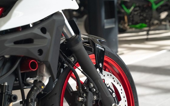 Neufahrzeug Kawasaki Z 500 SE - Bild 19