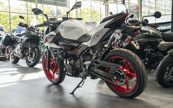 Neufahrzeug Kawasaki Z 500 SE - Bild 5