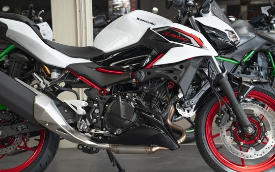 Neufahrzeug Kawasaki Z 500 SE - Bild 8