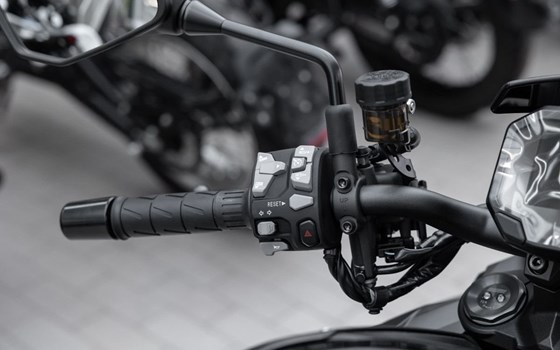 Neufahrzeug Kawasaki Z H2 - Bild 8