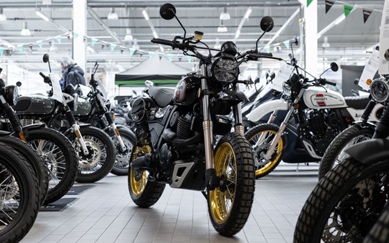 Neufahrzeug Mash X-Ride 650 - Bild 3