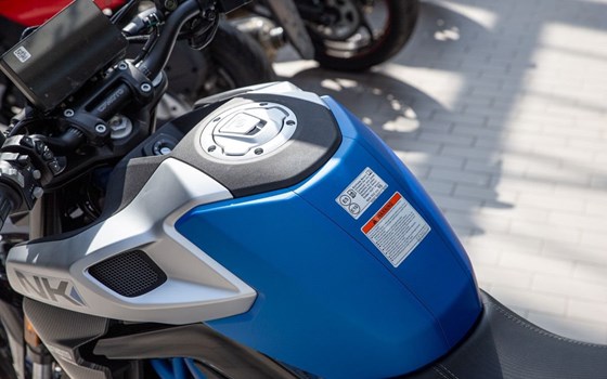 Neufahrzeug CFMOTO 300NK - Bild 12