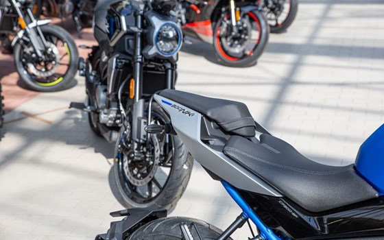 Neufahrzeug CFMOTO 300NK - Bild 9