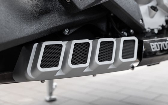 Gebrauchtmotorrad Benda LFC 700 - Bild 16