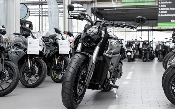 Gebrauchtmotorrad Benda LFC 700 - Bild 5