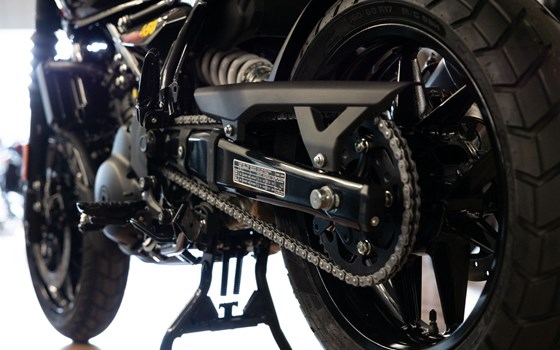 Neufahrzeug Royal Enfield Guerrilla 450 - Bild 21