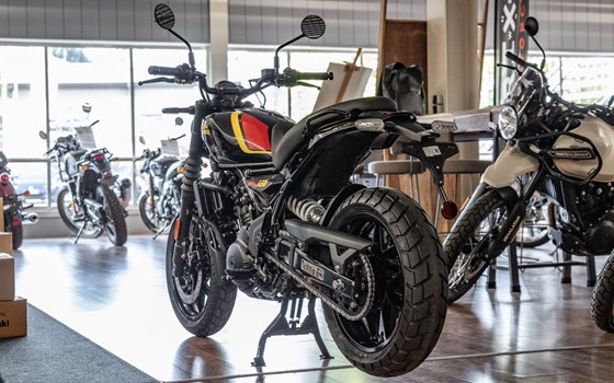 Neufahrzeug Royal Enfield Guerrilla 450 - Bild 5