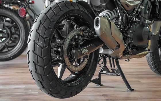 Neufahrzeug Royal Enfield Guerrilla 450 - Bild 12