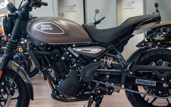 Neufahrzeug Royal Enfield Guerrilla 450 - Bild 22