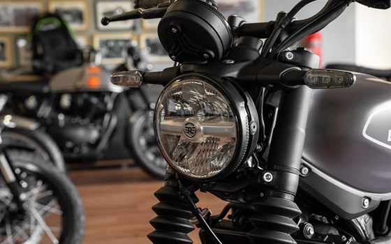 Neufahrzeug Royal Enfield Guerrilla 450 - Bild 8