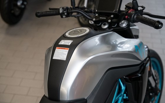 Gebrauchtmotorrad CFMOTO 300NK - Bild 15