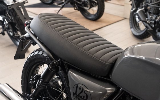 Neufahrzeug Brixton Cromwell 125 - Bild 16