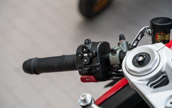 Neufahrzeug QJ Motor SRK 921 RR - Bild 9