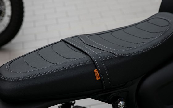 Gebrauchtmotorrad Brixton Cromwell 1200 - Bild 11