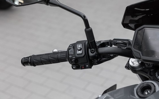 Gebrauchtmotorrad Kawasaki Z650 - Bild 8