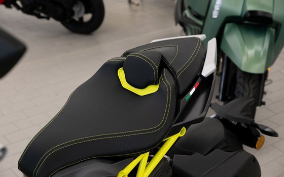 Neufahrzeug Italjet Dragster 200 4T - Bild 17