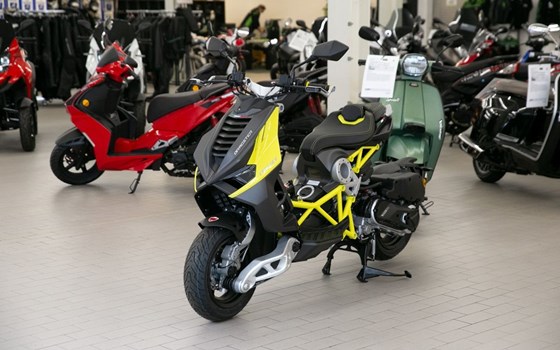 Neufahrzeug Italjet Dragster 200 4T - Bild 2