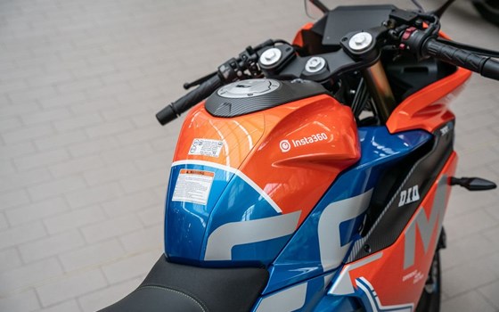 Neufahrzeug CFMOTO 300SR - Bild 12