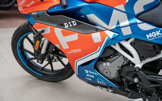 Neufahrzeug CFMOTO 300SR - Bild 18