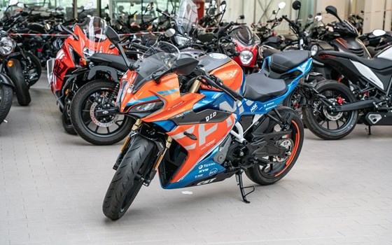 Neufahrzeug CFMOTO 300SR - Bild 2