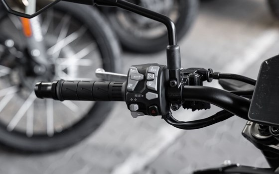 Neufahrzeug Kawasaki Z900 70kW - Bild 8