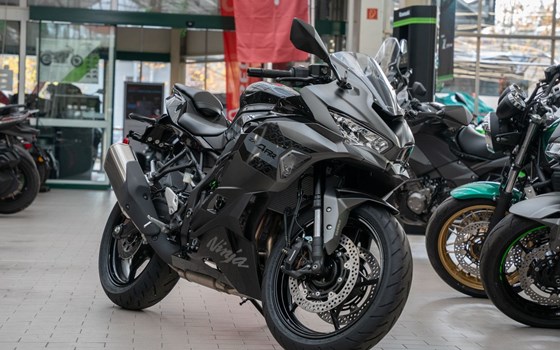 Neufahrzeug Kawasaki Ninja ZX-4RR - Bild 2