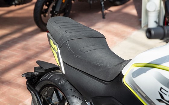 Neufahrzeug CFMOTO 300CL-X - Bild 11