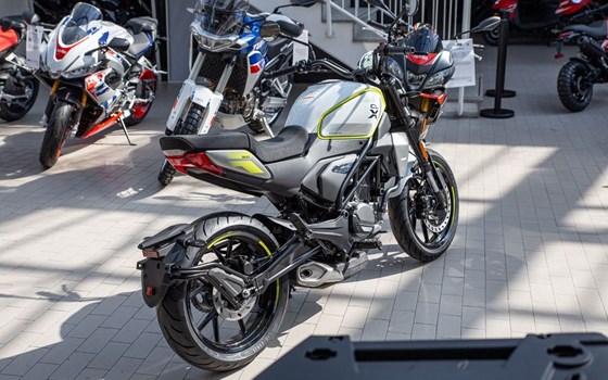 Neufahrzeug CFMOTO 300CL-X - Bild 4