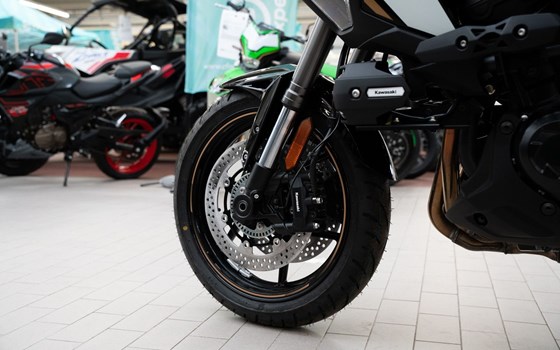 Neufahrzeug Kawasaki Versys 1100 SE - Bild 13