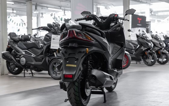 Neufahrzeug Mash Belena 300 - Bild 6