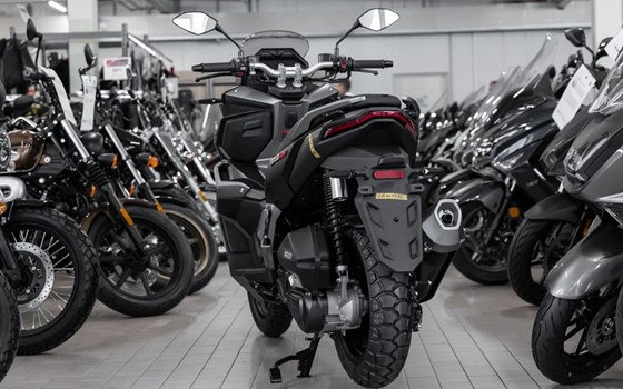 Neufahrzeug Voge SR1 ADV 125 ABS TCS - Bild 5