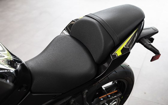 Gebrauchtmotorrad Kawasaki Z650 - Bild 10