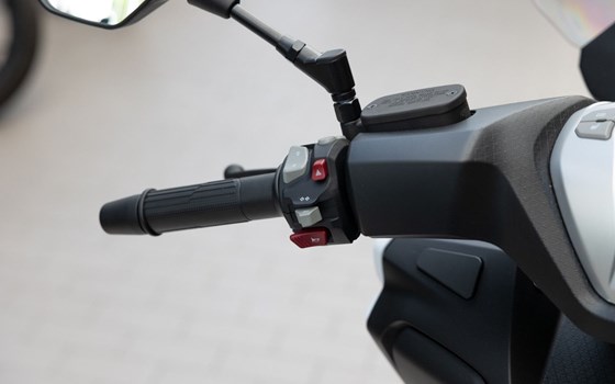 Neufahrzeug Voge SR4 350 LUXURY - Bild 8