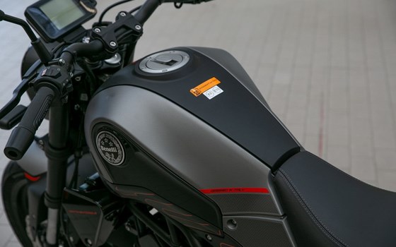 Gebrauchtmotorrad Benelli Leoncino 125 - Bild 10